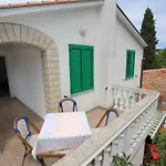 And Vjera Apartament