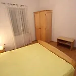 Apartament And Vjera