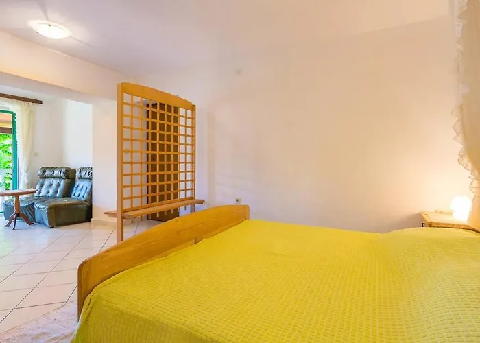 Apartman And Vjera Medulin