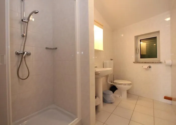 Apartments&room Vjera *