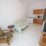 Apartman And Vjera