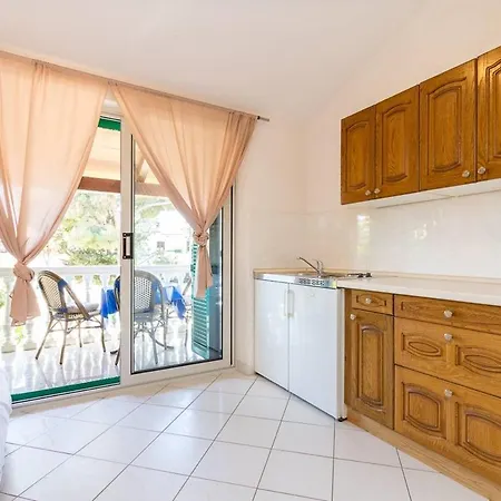And Vjera Appartement