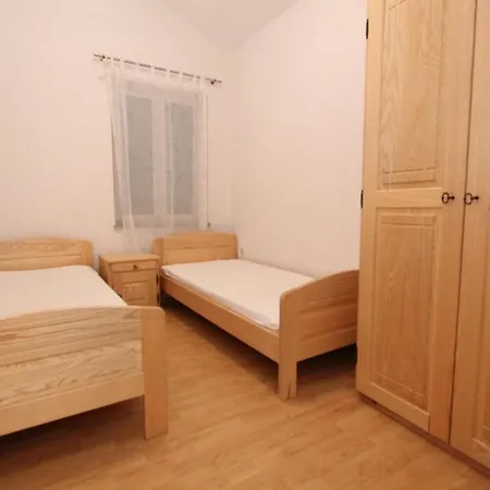 And Vjera Appartement